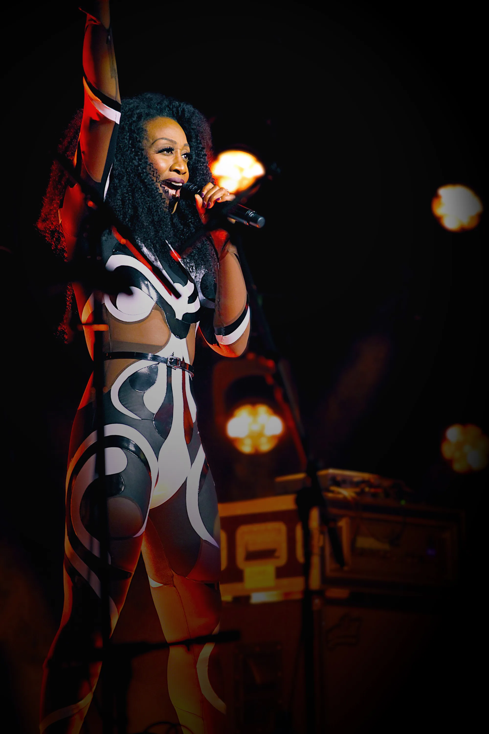 Beverley Knight performing live, concert photography by myb777